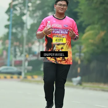 Runner Photo 7047117