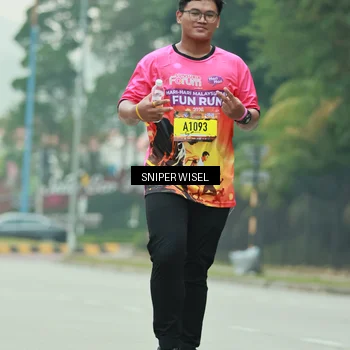 Runner Photo 7047118