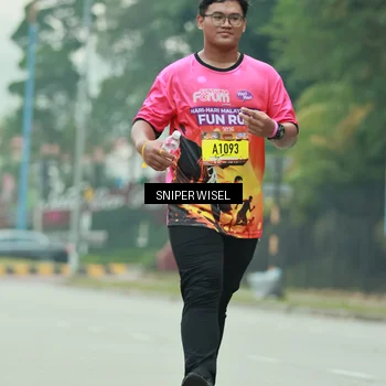 Runner Photo 7047120