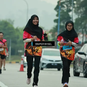 Runner Photo 7047147