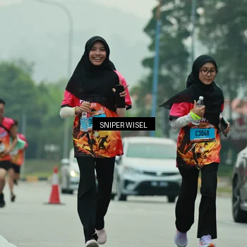 Runner Photo 7047152