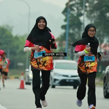 Runner Photo 7047157