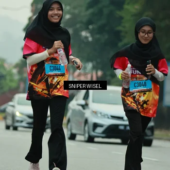 Runner Photo 7047181