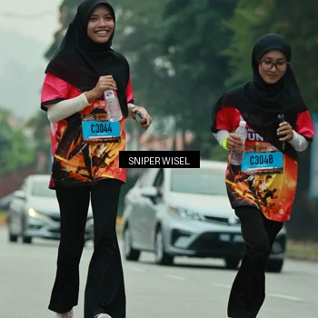 Runner Photo 7047183