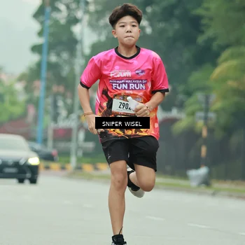 Runner Photo 7047209