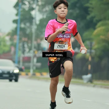 Runner Photo 7047211