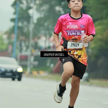 Runner Photo 7047217
