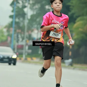 Runner Photo 7047223