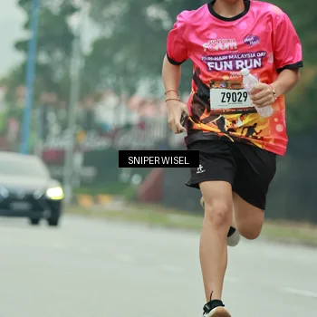 Runner Photo 7047227