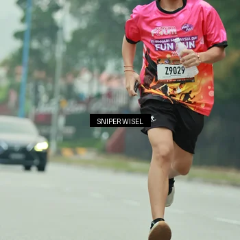 Runner Photo 7047228
