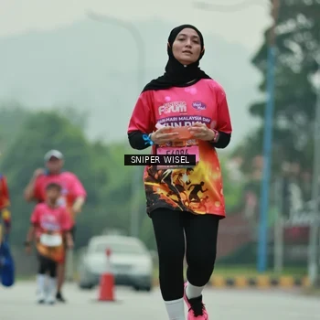 Runner Photo 7047241