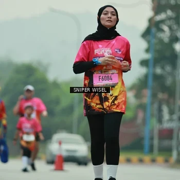 Runner Photo 7047244