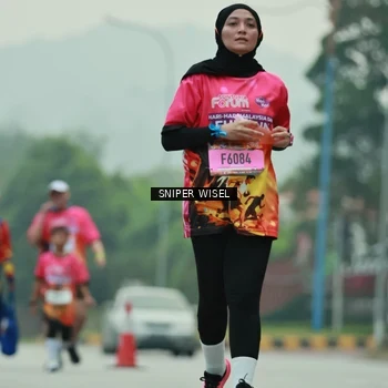 Runner Photo 7047247