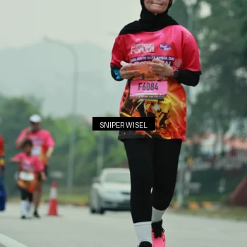 Runner Photo 7047261