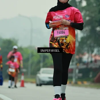 Runner Photo 7047263