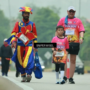 Runner Photo 7047267