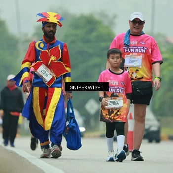 Runner Photo 7047270