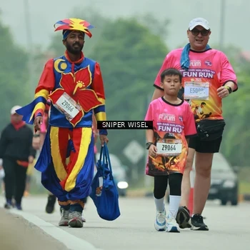 Runner Photo 7047274