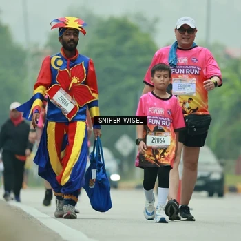 Runner Photo 7047275