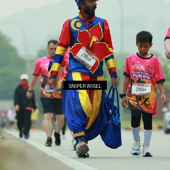 Runner Photo 7047289