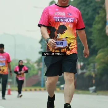 Runner Photo 7047306