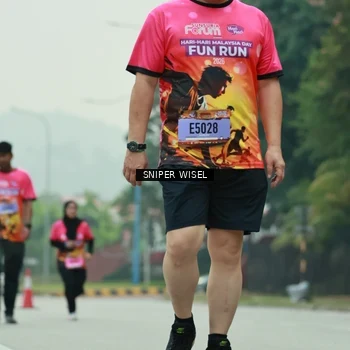 Runner Photo 7047311