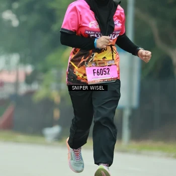 Runner Photo 7047315