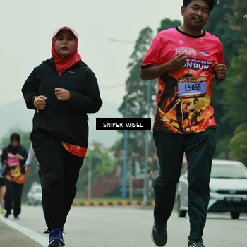 Runner Photo 7047320