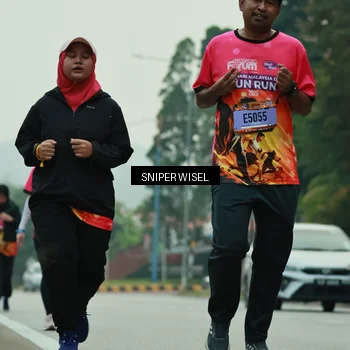 Runner Photo 7047324