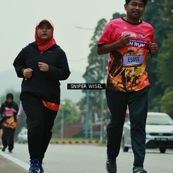 Runner Photo 7047327