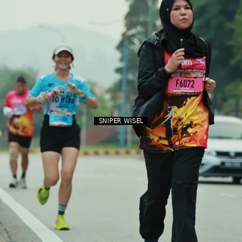 Runner Photo 7047337