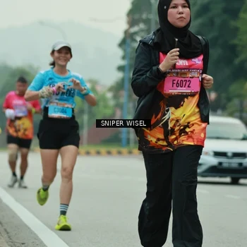 Runner Photo 7047339