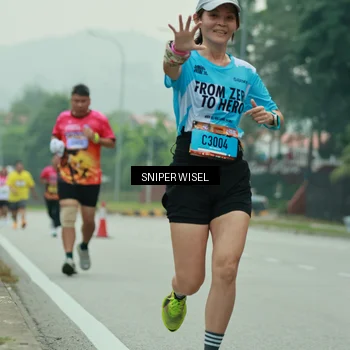 Runner Photo 7047346