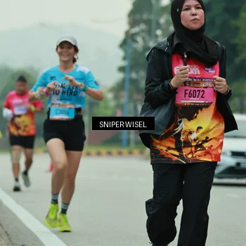 Runner Photo 7047353