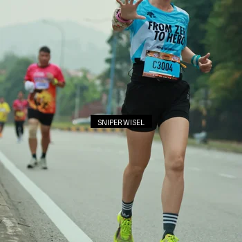 Runner Photo 7047365