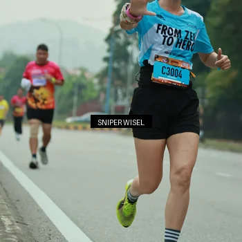 Runner Photo 7047368