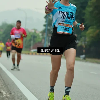 Runner Photo 7047376