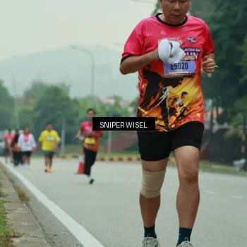 Runner Photo 7047379