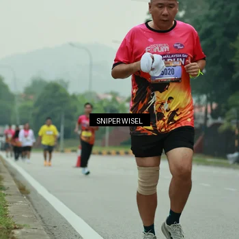 Runner Photo 7047380