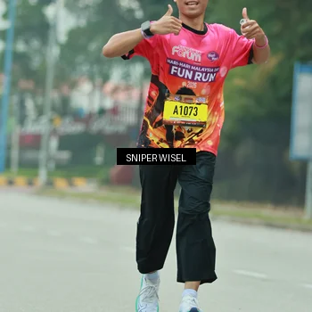 Runner Photo 7047404