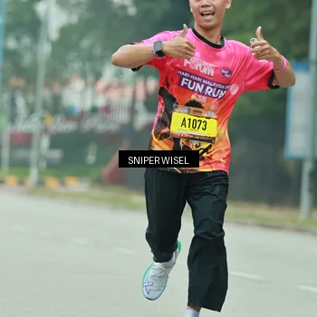 Runner Photo 7047412
