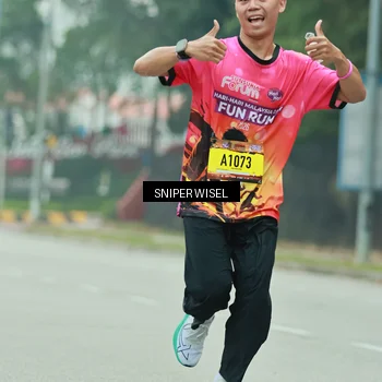 Runner Photo 7047414