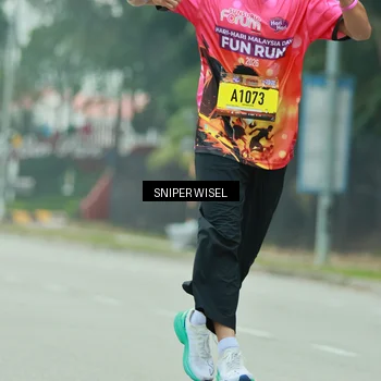 Runner Photo 7047419