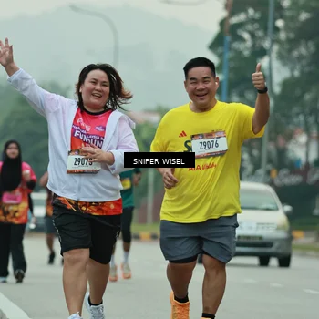 Runner Photo 7047430