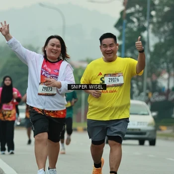 Runner Photo 7047432
