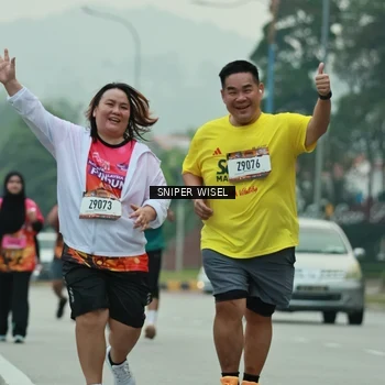 Runner Photo 7047433