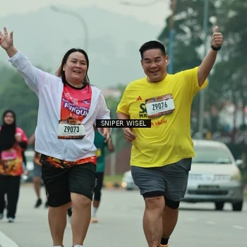 Runner Photo 7047437