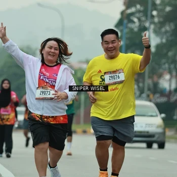 Runner Photo 7047440