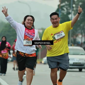 Runner Photo 7047441