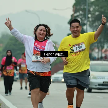 Runner Photo 7047454
